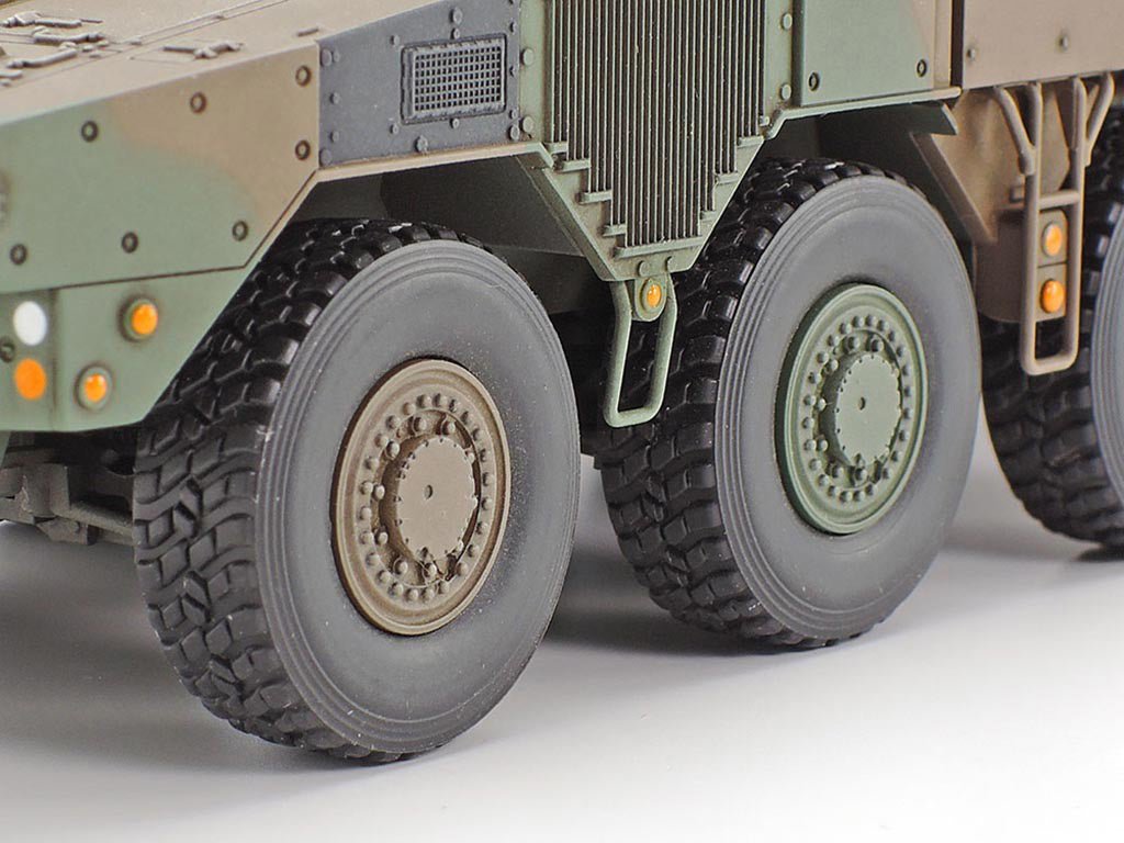 Tamiya 1:48 JGSDF Type 16 MCV - 32596