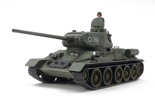 Tamiya 1/48 T-34/85 medium tank kit, built green model with commander figure, front three-quarter view