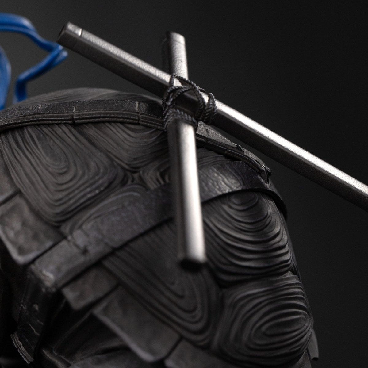 Teenage Mutant Ninja Turtles Art Scale Statue 1/10 Leonardo Black and White Variant 26 cm heo exclusive - Loaded Dice