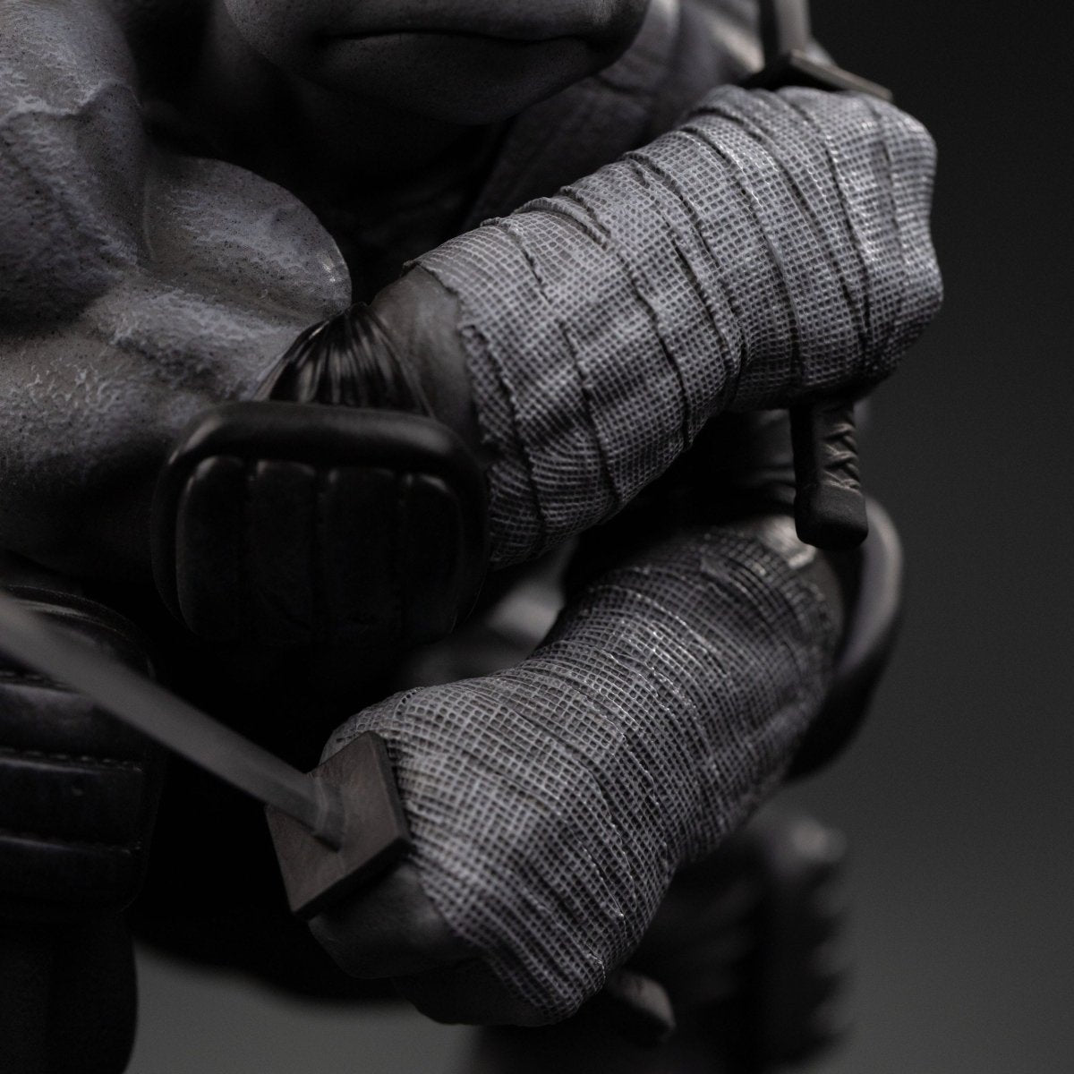 Teenage Mutant Ninja Turtles Art Scale Statue 1/10 Leonardo Black and White Variant 26 cm heo exclusive - Loaded Dice