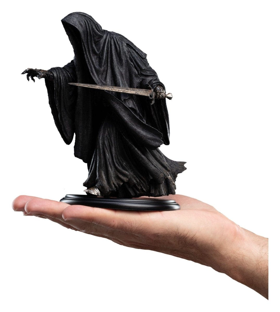 The Lord of the Rings Trilogy Mini Statue Ringwraith at the Prancing Pony 18 cm ETA Apr 26 - Loaded Dice