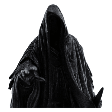 The Lord of the Rings Mini Statue Ringwraith at the Prancing Pony 18cm