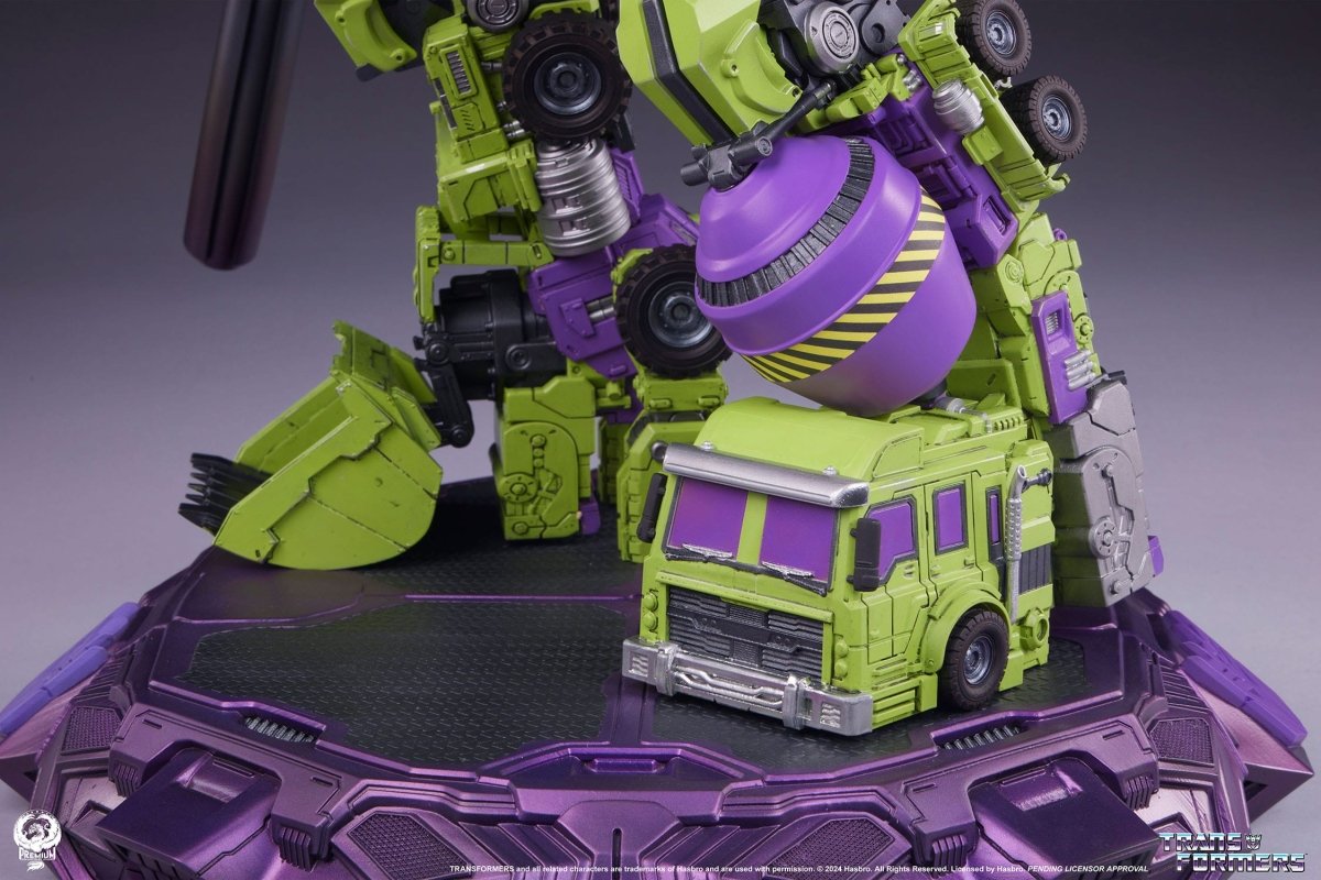 Transformers Museum Scale Statue Devastator 114 cm ETA 14 Days - Loaded Dice