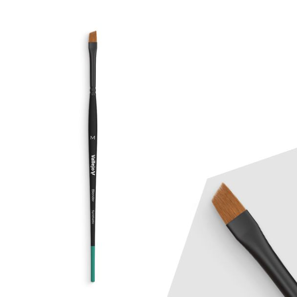 Vallejo AV Blender - Flat Angled Synthetic Brush (medium) - Loaded Dice