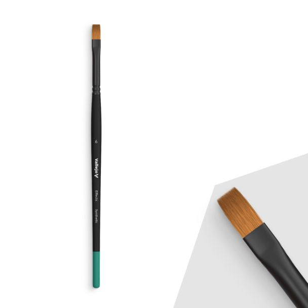 Vallejo AV Effects - Flat Rectangular Synthetic Brush No. 6 - Loaded Dice