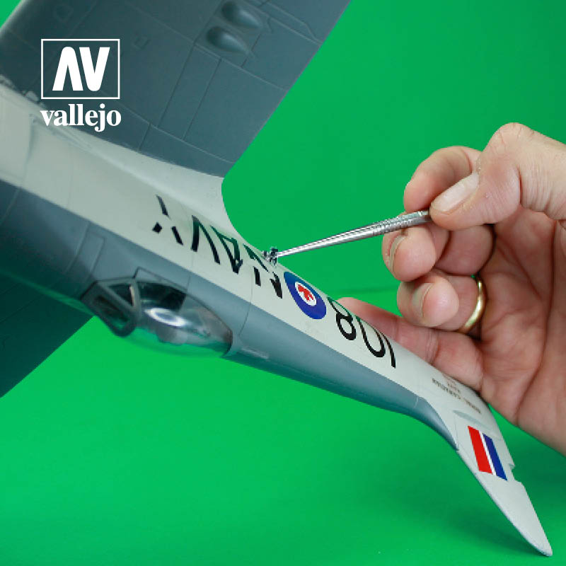 Vallejo Stainless Steel Carvers - Loaded Dice