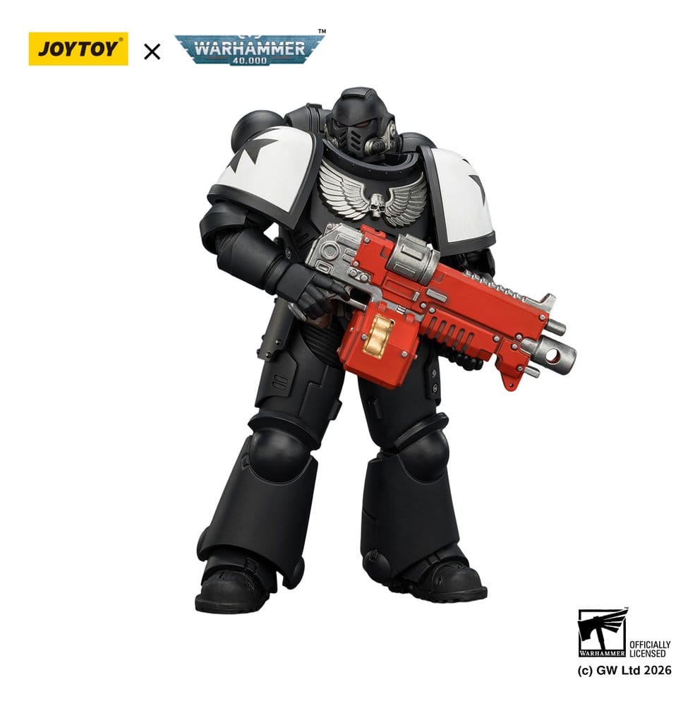JoyToy Warhammer 40,000 Black Templars Intercessor figure holding red bolt rifle at the ready, on white