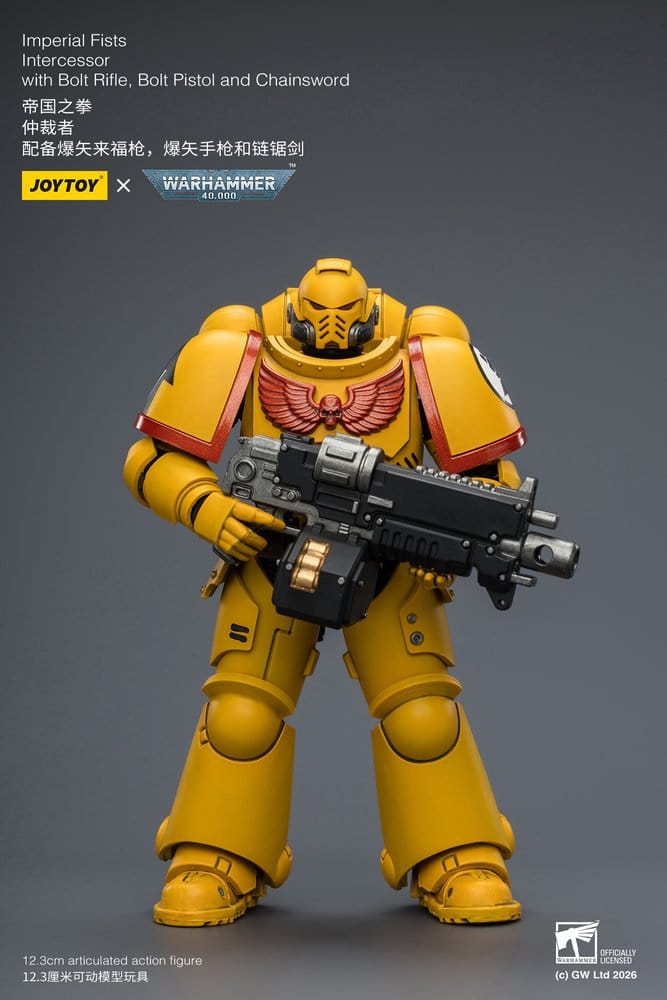 JoyToy Warhammer 40,000 Imperial Fists Intercessor figure holding bolt rifle, on grey promo card