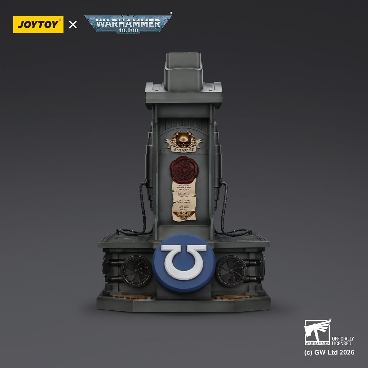 Warhammer 40,000 Captain MkX Helmet & Display Stand Ultramarines 44 cm ETA Sep 2026 - Loaded Dice
