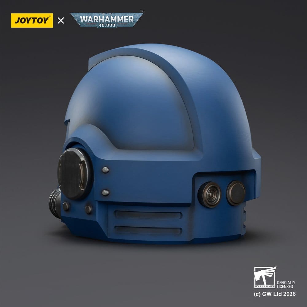 Ultramarines Captain MkX helmet detail