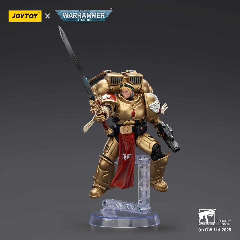 JoyToy Blood Angels Sanguinary Guard 1 20 cm action figure, bare-headed, sword raised, on clear flight stand, dark background