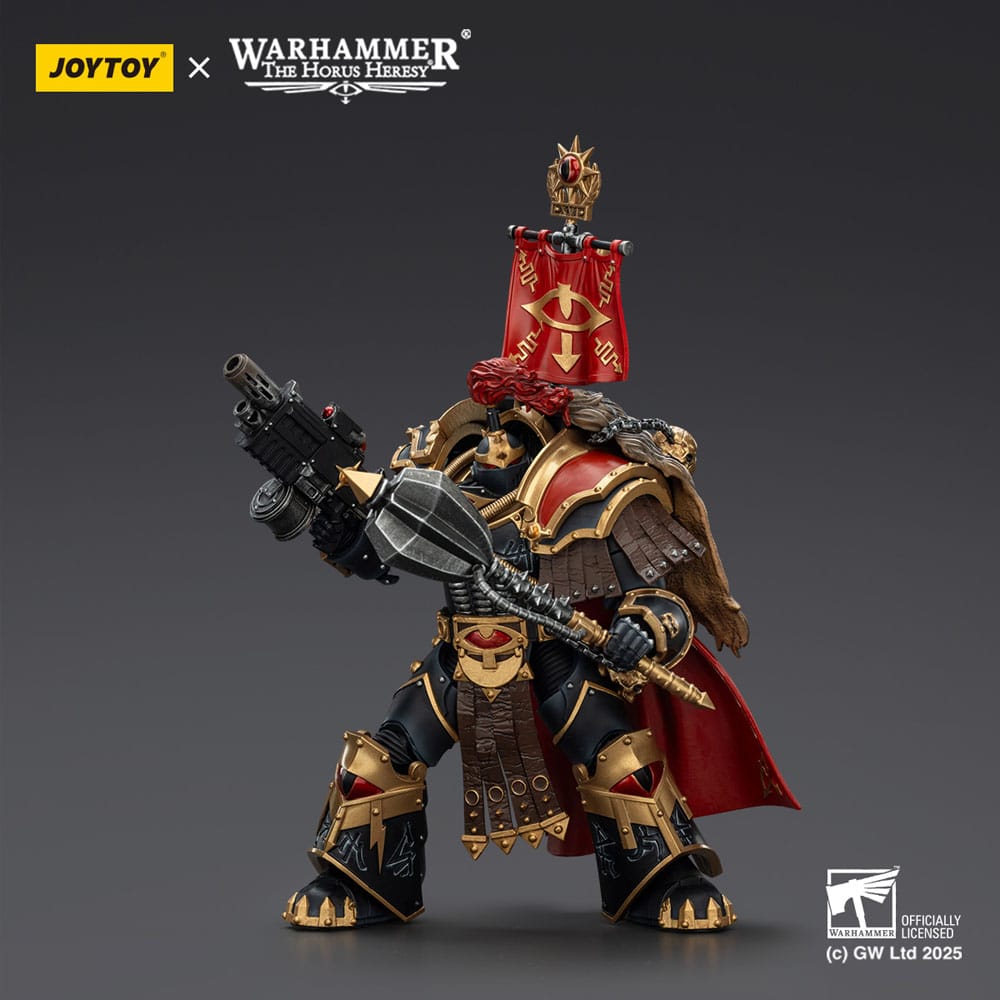 JoyToy Sons of Horus Cataphractii Praetor 14 cm figure, power maul across body, combi-melta raised, dark background