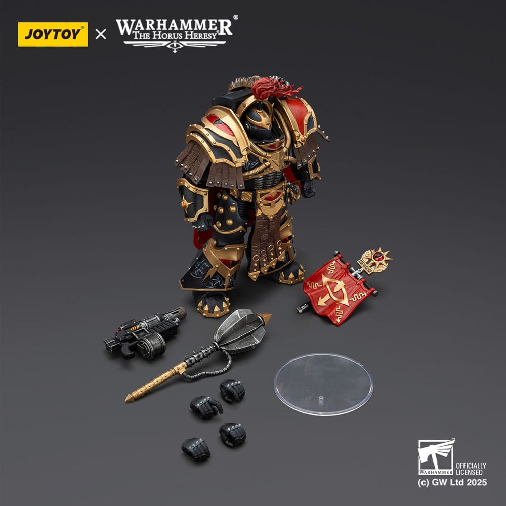 JoyToy Sons of Horus Cataphractii Praetor 14 cm figure, weapons, banner, spare hands and stand laid out on dark background