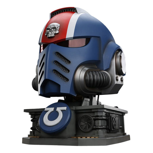 Joy Toy Lieutenant Titus helmet with display stand Space Marine 2