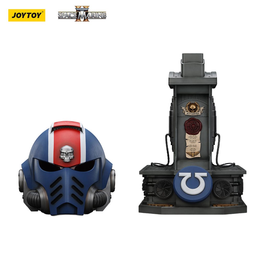Titus helmet detail