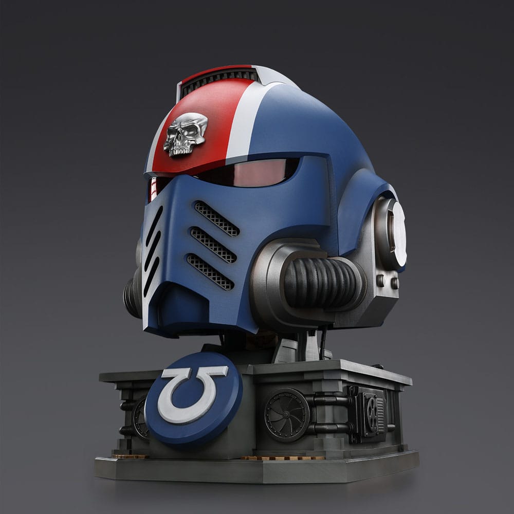 Titus helmet detail
