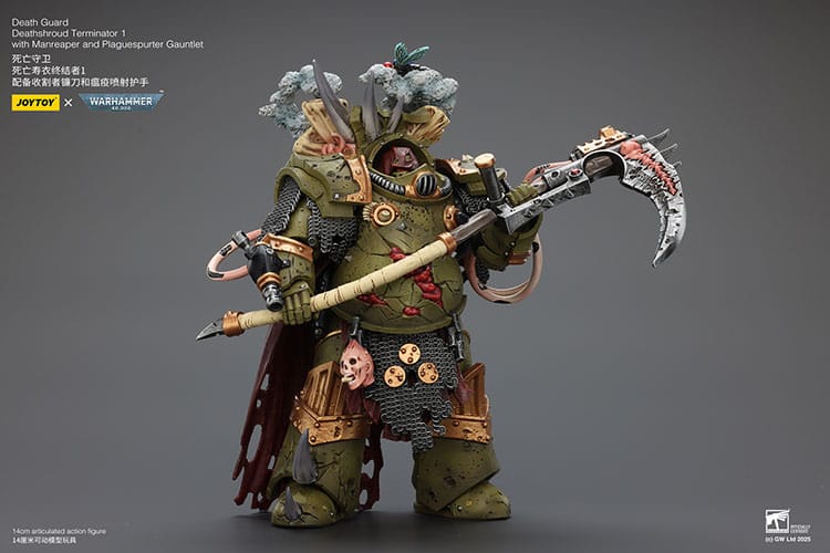 JoyToy Death Guard Deathshroud Terminator 1 14 cm action figure, manreaper held across body, wide view