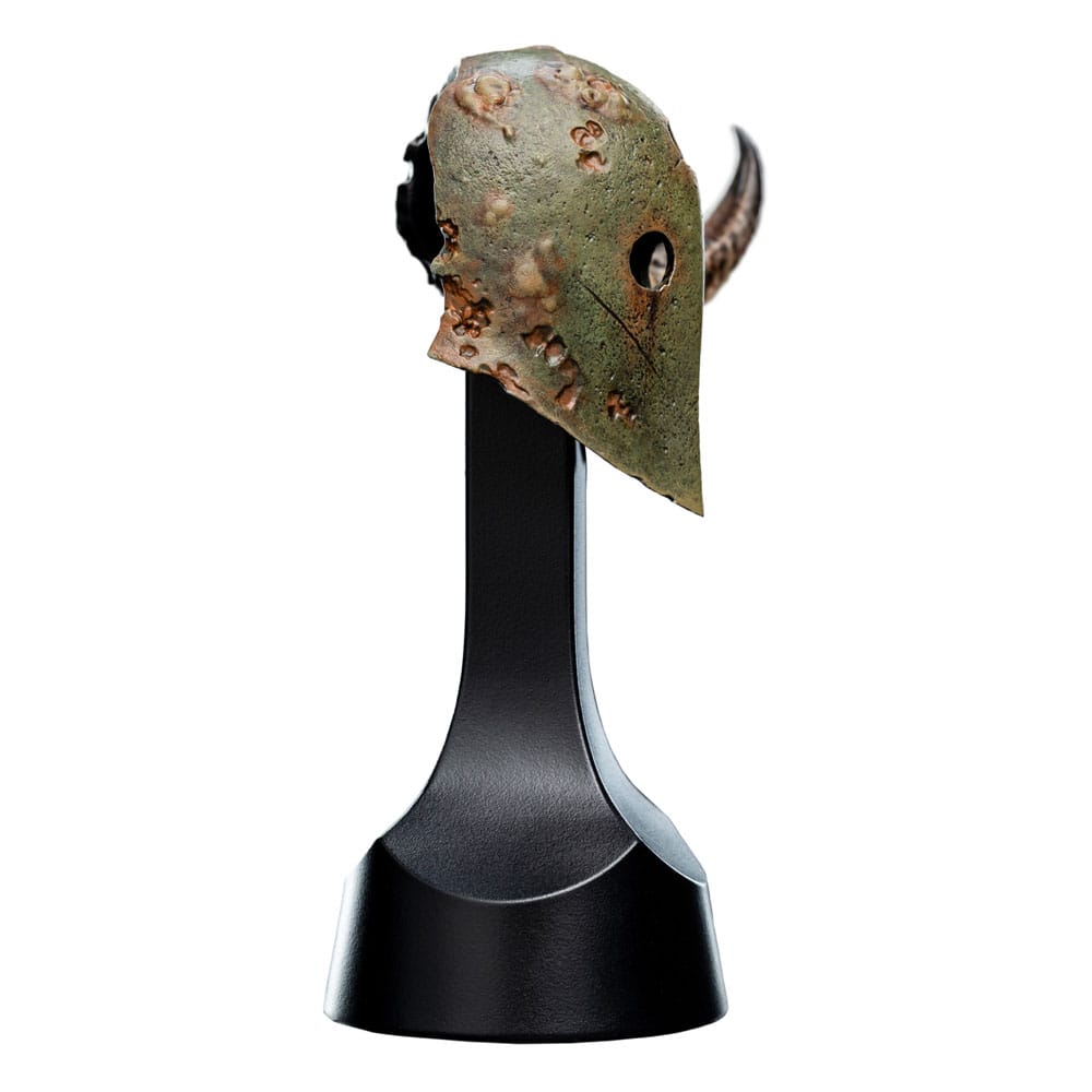 Putrid Blightking replica helm detail