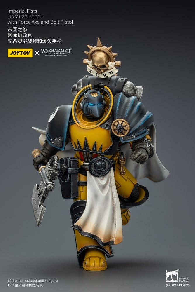 JoyToy Imperial Fists Librarian Consul 12 cm action figure, force axe held low, hand outstretched