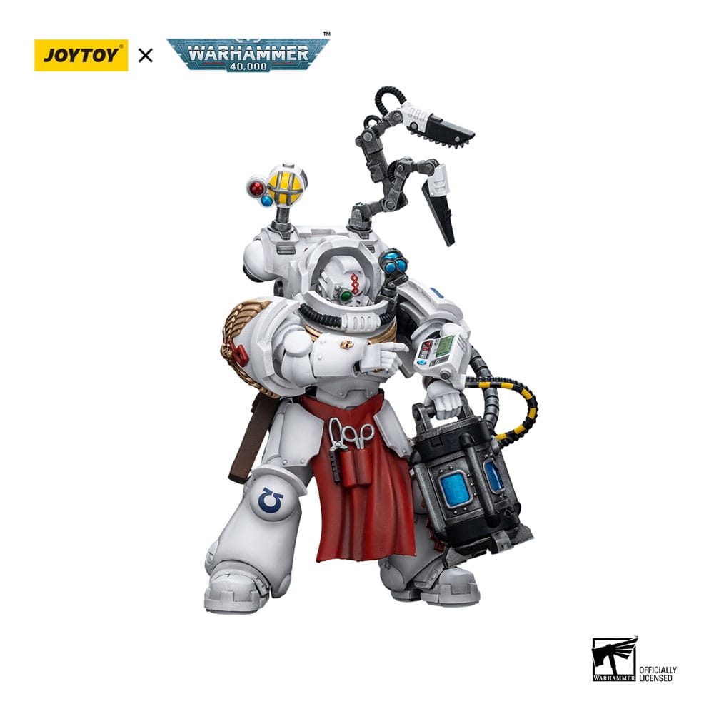 JoyToy Warhammer Apothecary Biologis 1/18 figure, three-quarter view with medical canister