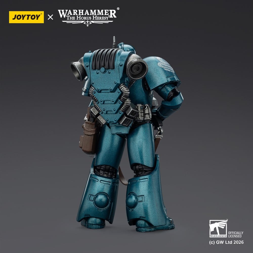 JoyToy Horus Heresy Alpha Legion MKVI Tactical Legionary figure, back view showing backpack, on dark