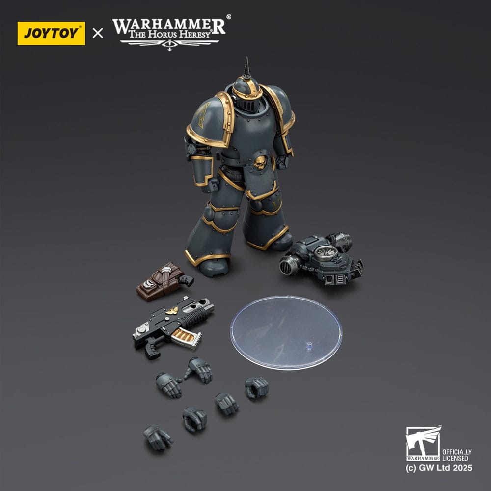 JoyToy Horus Heresy Space Wolves MK III Tactical Legionary figure, contents on dark: figure, weapons, hands, stand