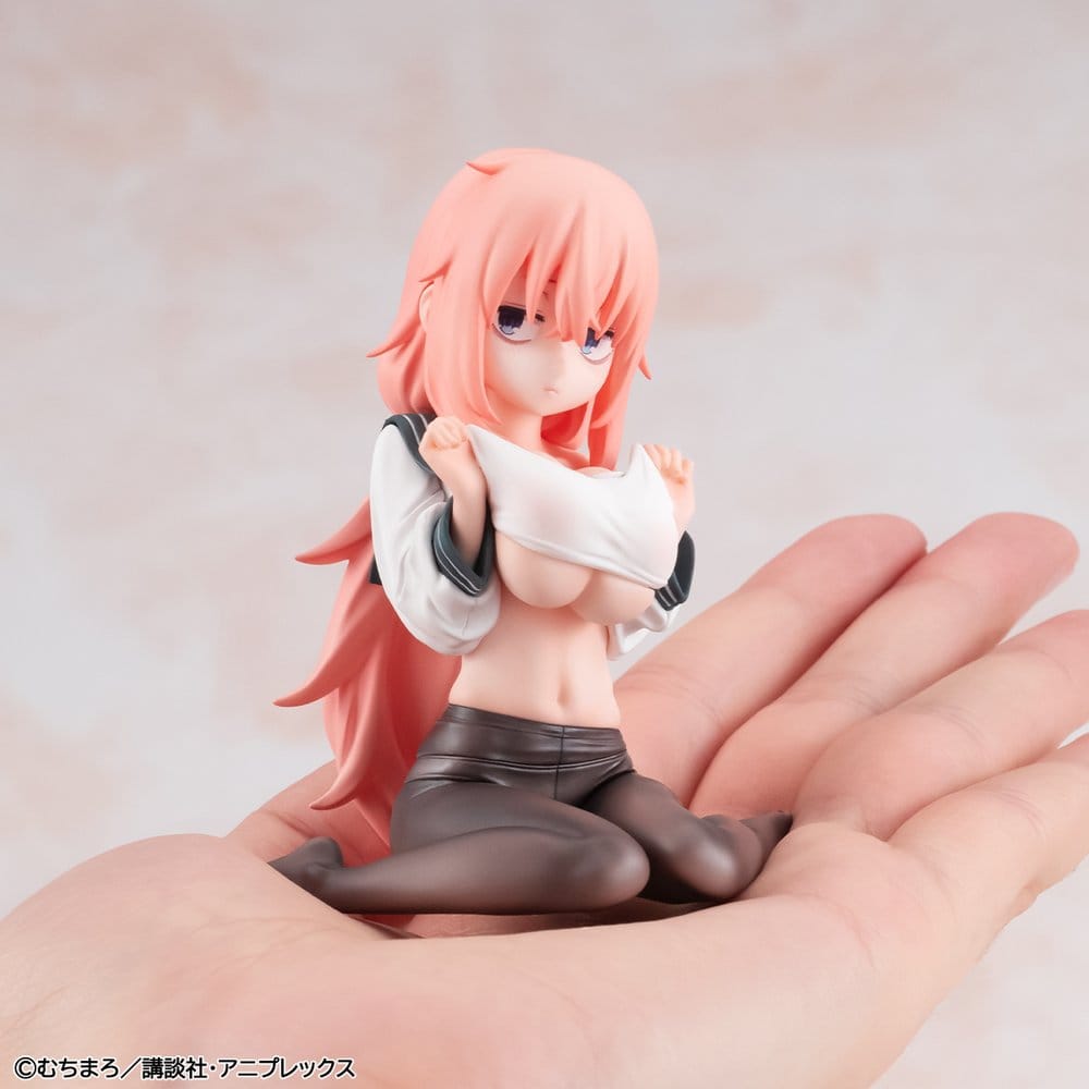 There is also a hole in the student organization! Melty Princess PVC Figure Komaro 8 cm Palm Size