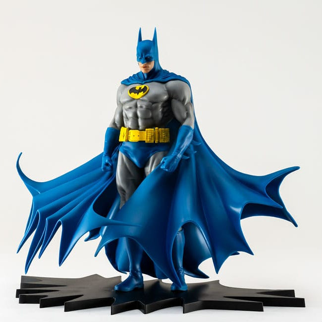 Batman PX PVC Statue 1/8 Batman Classic Version 27 cm - Loaded Dice