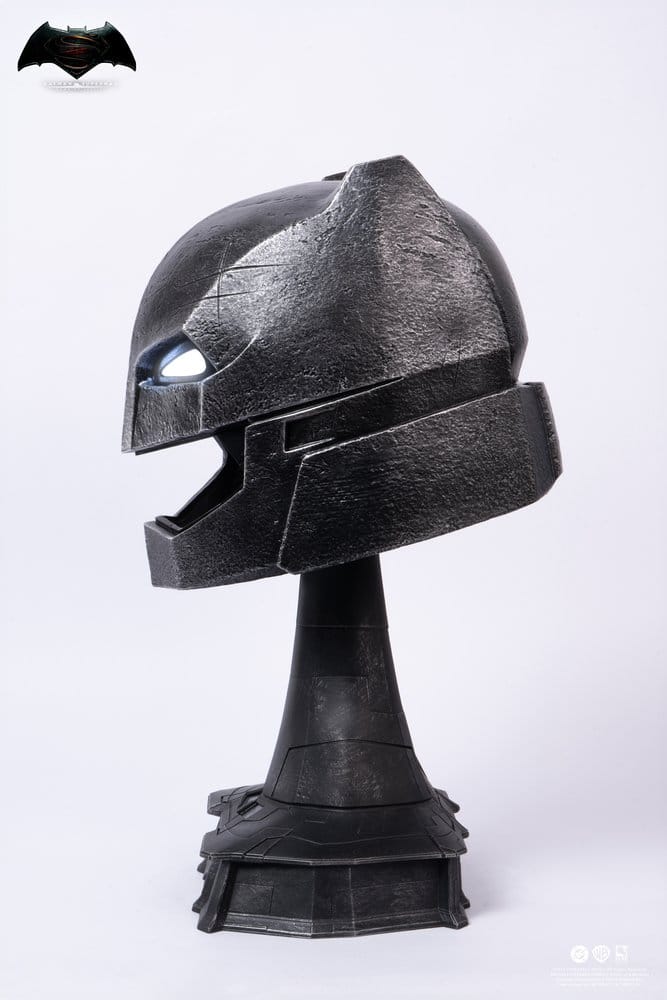 Justice League Replica 1/1 Batman v Superman: Dawn of Justice Armored Batman Helmet 50 cm