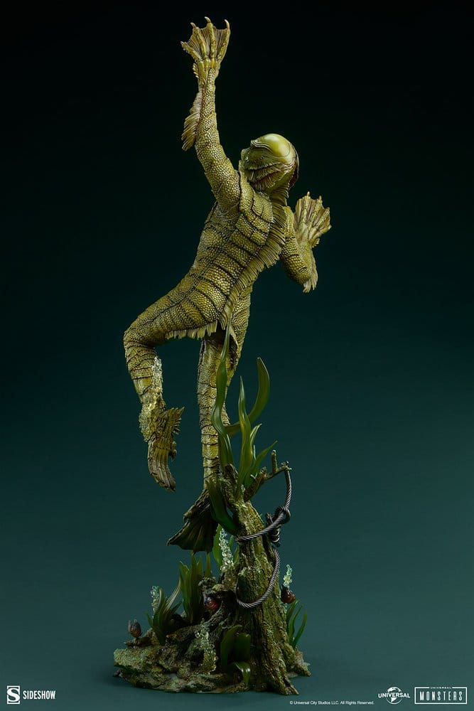 Universal Monsters Premium Format Figure Creature from the Black Lagoon 80 cm