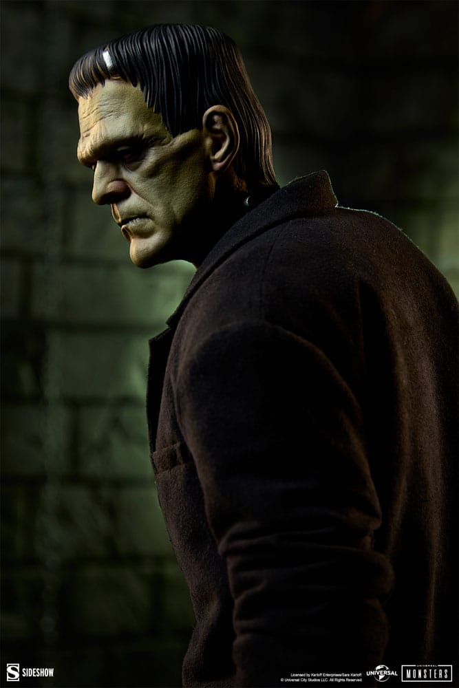 Frankenstein Premium Format Mixed Media Statue Frankenstein (Fabric Costume) 57 cm