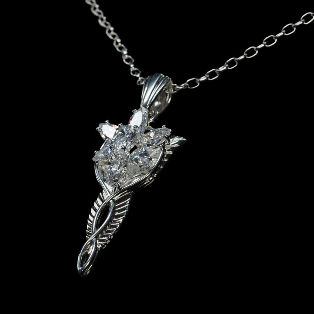 Lord of the Rings Replica 1/1 Pendant & Chain Evenstar (Sterling Silver) - Loaded Dice Barry Vale of Glamorgan CF64 3HD