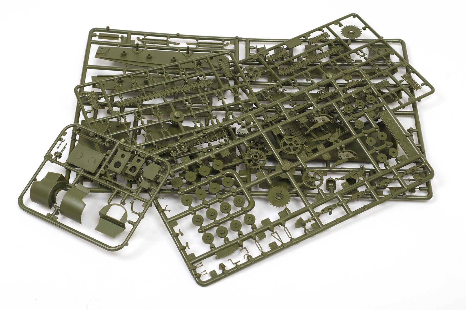 Zvezda 1:43 GAZ-66 Soviet All-Wheel Drive Truck - Z43008
