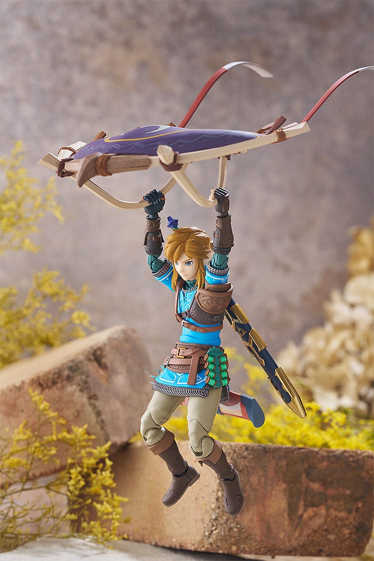figma Link gliding with the Paraglider over rocks, Tears of the Kingdom lifestyle shot