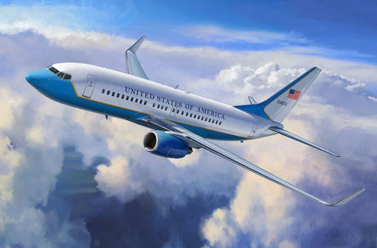 Zvezda 1:144 Boeing 737-700 - Z7027