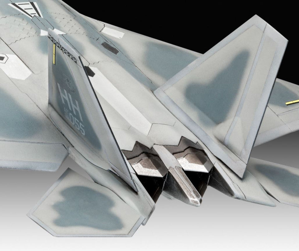 Revell Lockheed Martin F-22A Raptor (1:72) - Loaded Dice